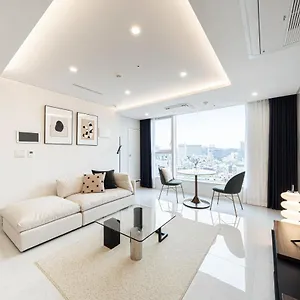 아파트 Le Collective Gangnam Sac Signity, 서울특별시